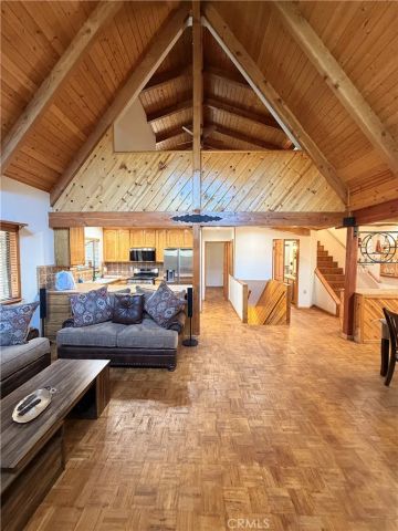 2208 Bernina Dr, Pine Mountain Club, CA 93222
