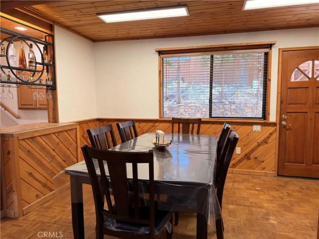 2208 Bernina Dr, Pine Mountain Club, CA 93222
