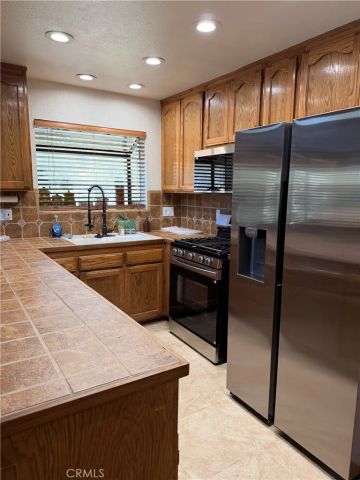 2208 Bernina Dr, Pine Mountain Club, CA 93222