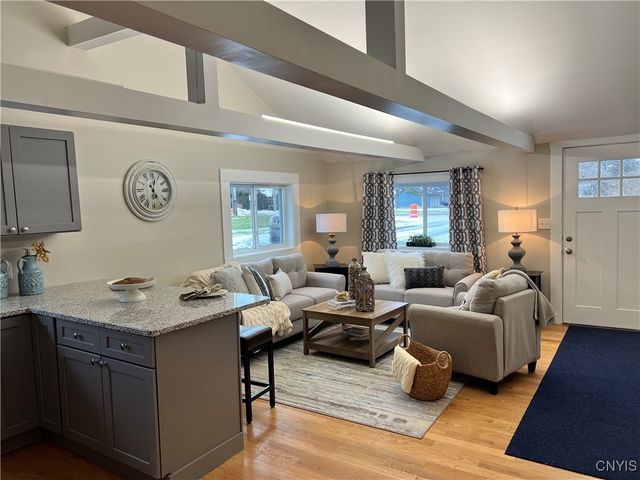 7200 Lakeshore Road, Cicero, NY 13039