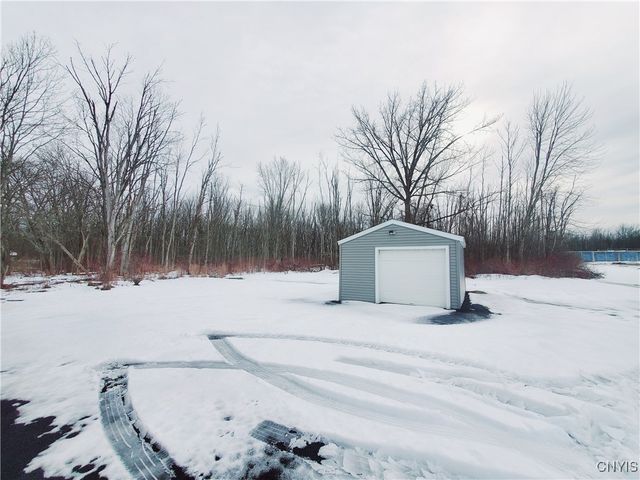 7200 Lakeshore Road, Cicero, NY 13039