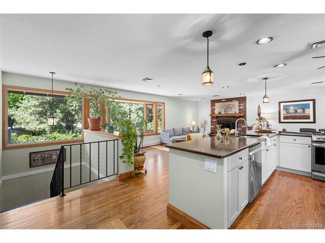 6641 S Hill Way, Littleton, CO 80120