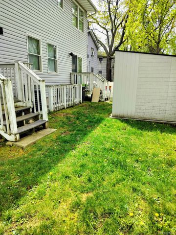 53 Juniper B, Port Washington, NY 11050