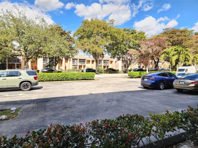 9150 NW 38th Drive 106, Coral Springs, FL 33065