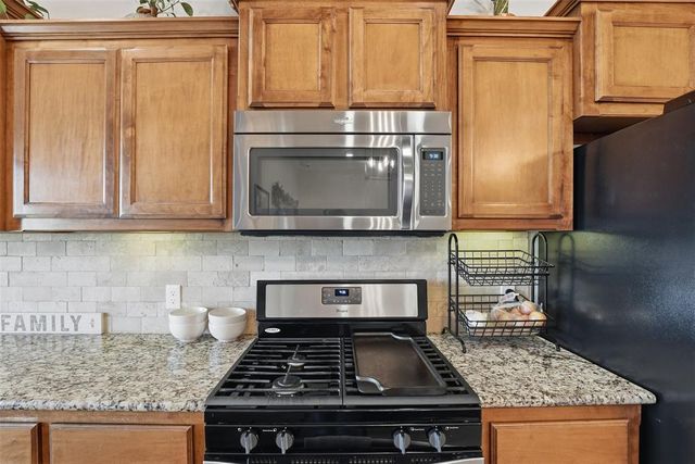 11113 NW 96th Court, Yukon, OK 73099