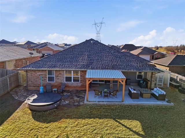 11113 NW 96th Court, Yukon, OK 73099