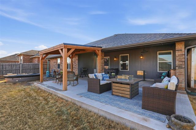 11113 NW 96th Court, Yukon, OK 73099