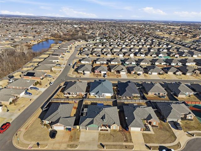 11113 NW 96th Court, Yukon, OK 73099