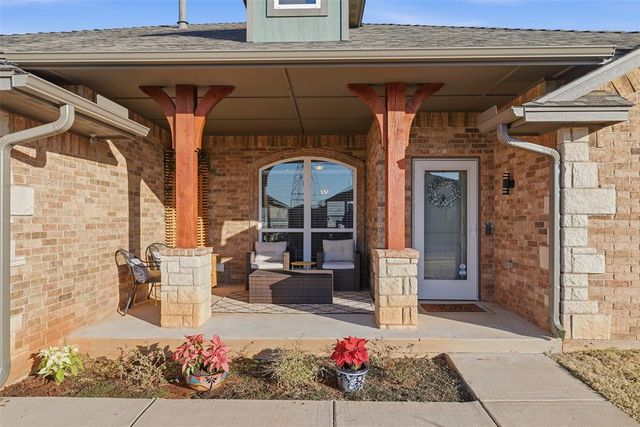 11113 NW 96th Court, Yukon, OK 73099