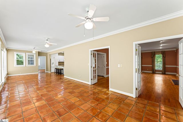 1 Parkview Court, Laurens, SC 29360