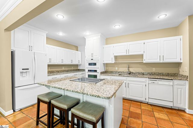 1 Parkview Court, Laurens, SC 29360