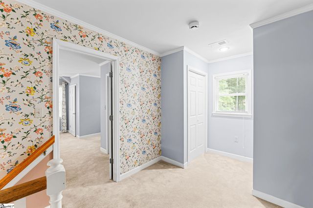 1 Parkview Court, Laurens, SC 29360