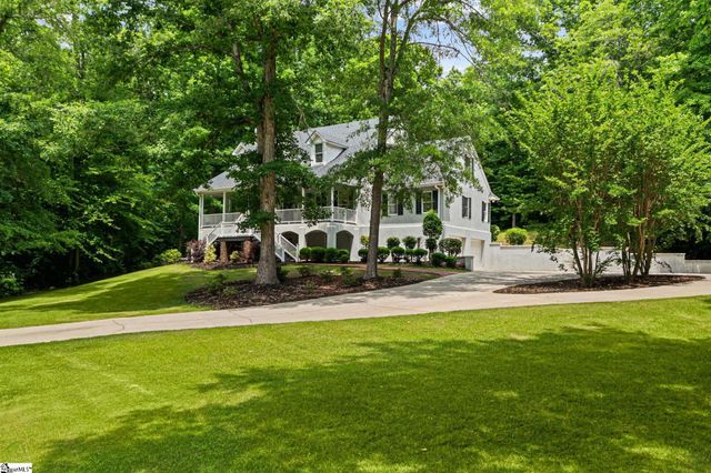 1 Parkview Court, Laurens, SC 29360
