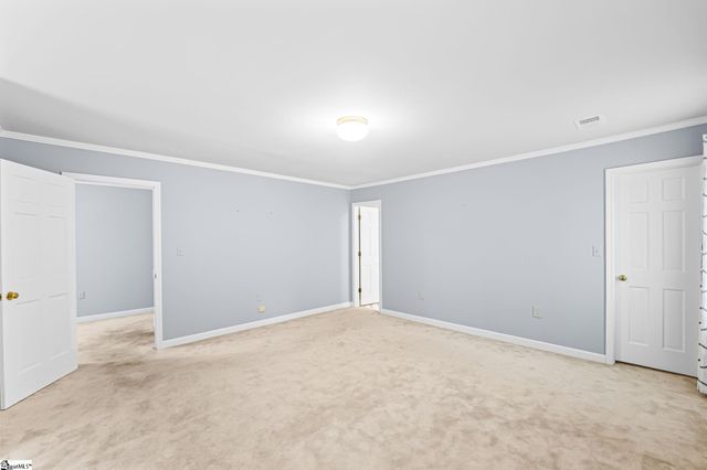 1 Parkview Court, Laurens, SC 29360