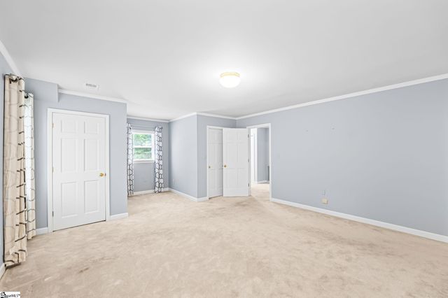 1 Parkview Court, Laurens, SC 29360