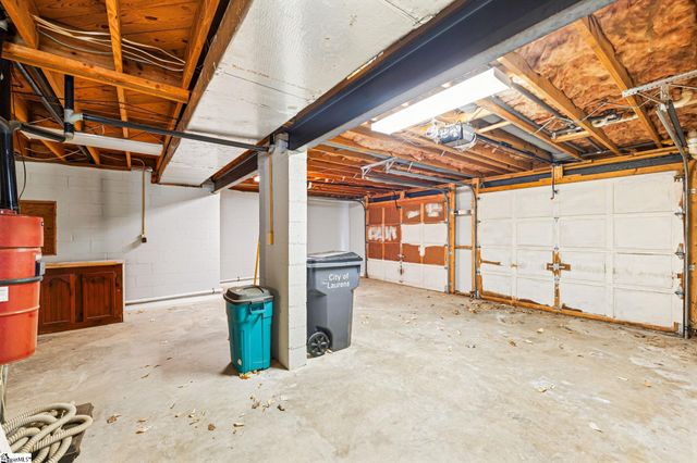1 Parkview Court, Laurens, SC 29360