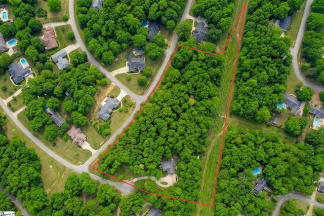 1 Parkview Court, Laurens, SC 29360