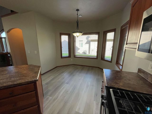 3520 W 91st Pl Place, Sioux Falls, SD 57108