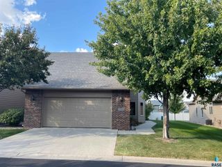 3520 W 91st Pl Place, Sioux Falls, SD 57108