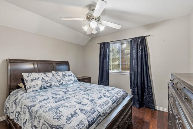 800 Crest Ridge Drive, Irving, TX 75061