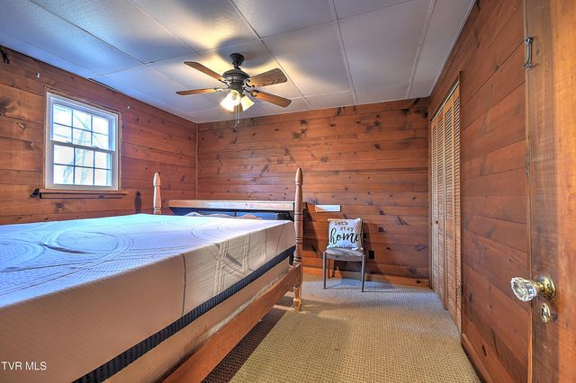 352 Stage Road, Kingsport, TN 37664