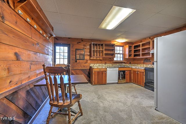 352 Stage Road, Kingsport, TN 37664