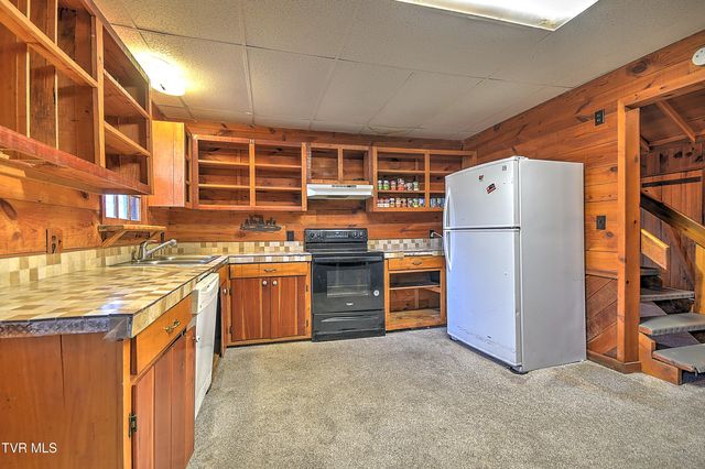 352 Stage Road, Kingsport, TN 37664