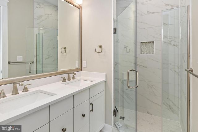 40 PARK AVE, Rehoboth Beach, DE 19971