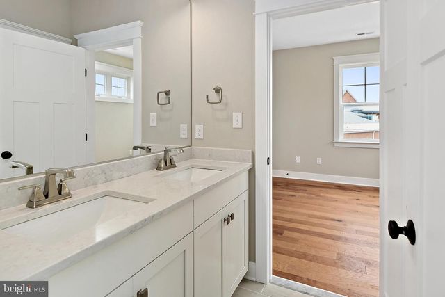 40 PARK AVE, Rehoboth Beach, DE 19971