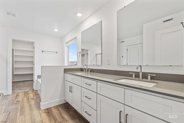 14370 Fractus Dr, Caldwell, ID 83607