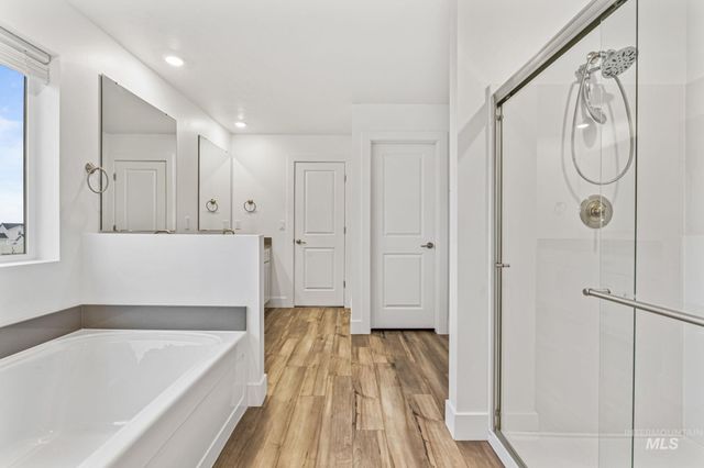 14370 Fractus Dr, Caldwell, ID 83607