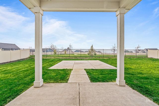 14370 Fractus Dr, Caldwell, ID 83607