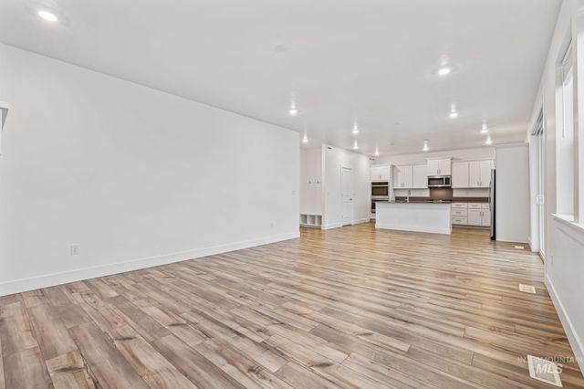 14370 Fractus Dr, Caldwell, ID 83607