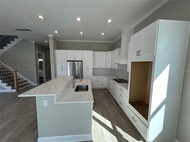 862 46TH AVENUE N, St Petersburg, FL 33703