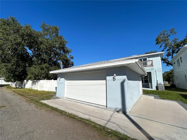 862 46TH AVENUE N, St Petersburg, FL 33703