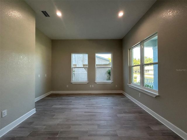 862 46TH AVENUE N, St Petersburg, FL 33703