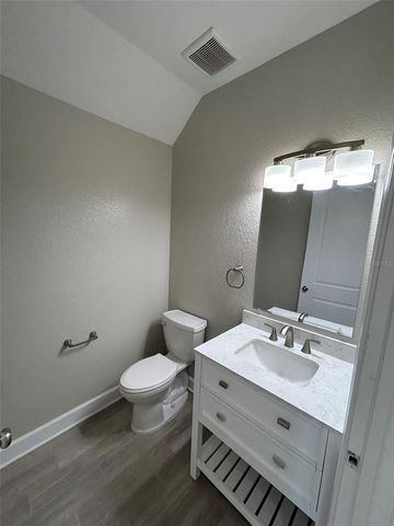 862 46TH AVENUE N, St Petersburg, FL 33703