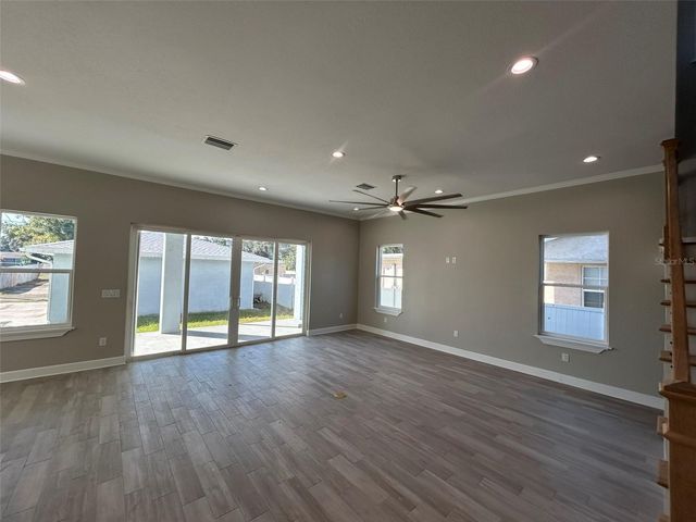 862 46TH AVENUE N, St Petersburg, FL 33703