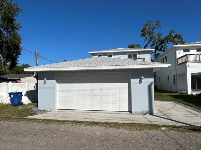 862 46TH AVENUE N, St Petersburg, FL 33703