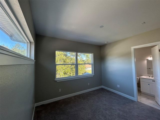 862 46TH AVENUE N, St Petersburg, FL 33703