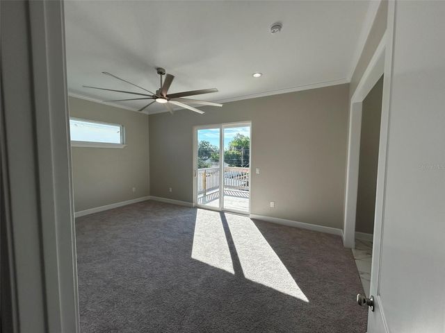 862 46TH AVENUE N, St Petersburg, FL 33703