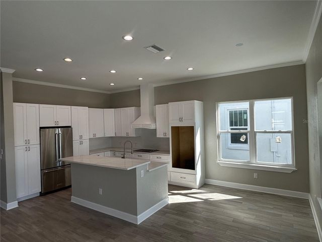 862 46TH AVENUE N, St Petersburg, FL 33703