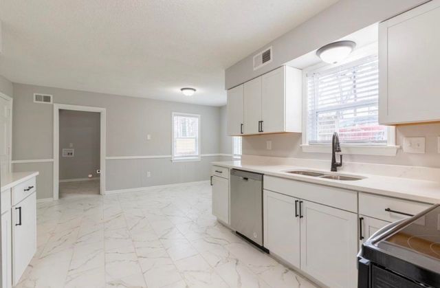 2329 GLENCLIFF ST, Memphis, TN 38119