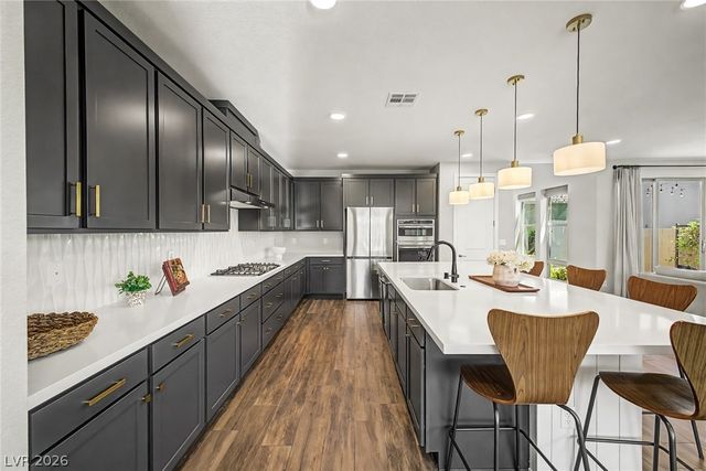 10267 Midnight Meteor Avenue, Las Vegas, NV 89166
