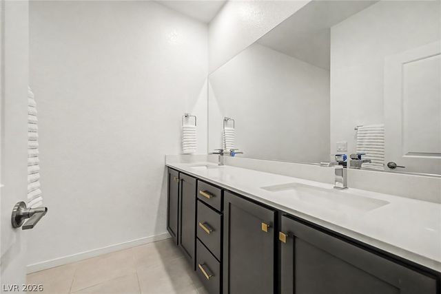 10267 Midnight Meteor Avenue, Las Vegas, NV 89166