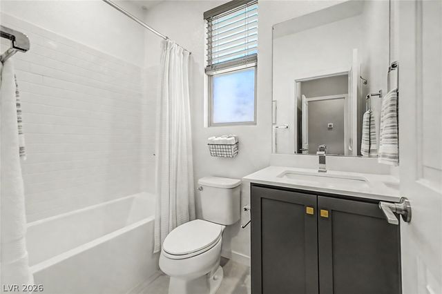 10267 Midnight Meteor Avenue, Las Vegas, NV 89166