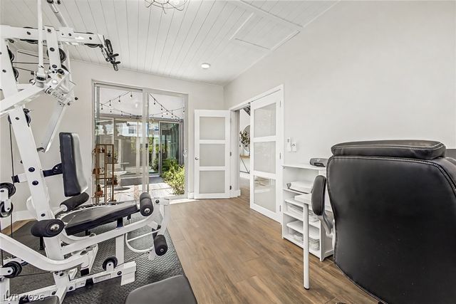 10267 Midnight Meteor Avenue, Las Vegas, NV 89166