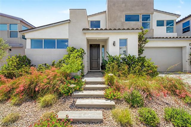 10267 Midnight Meteor Avenue, Las Vegas, NV 89166