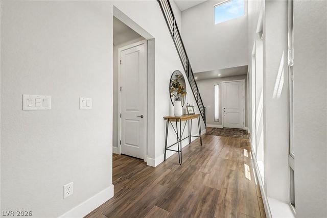 10267 Midnight Meteor Avenue, Las Vegas, NV 89166
