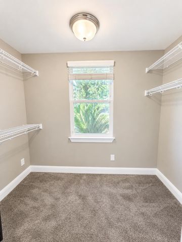 4423 Karen Avenue, Jefferson, LA 70121